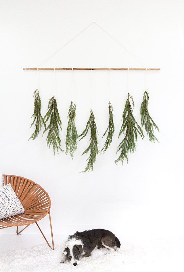 DIY holiday wall hanging // sarah sherman samuel